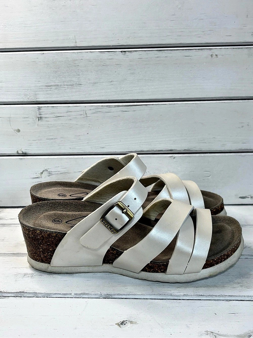Softmoc Cream Pearl Wedge Sandals